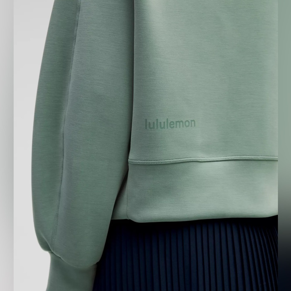 Lululemon Softstreme Perfectly Oversized
Cropped Crew, Crater Blue, Size 2, NWOT - Picture 6 of 11